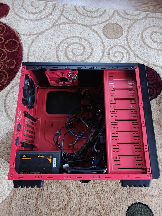 Carcasa PC gaming Super flower+ Sursa Njoy Wooden 850W gold