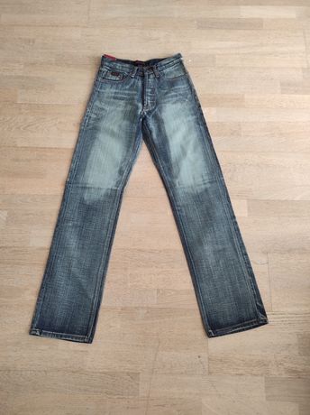 Blue jeans, model clasic