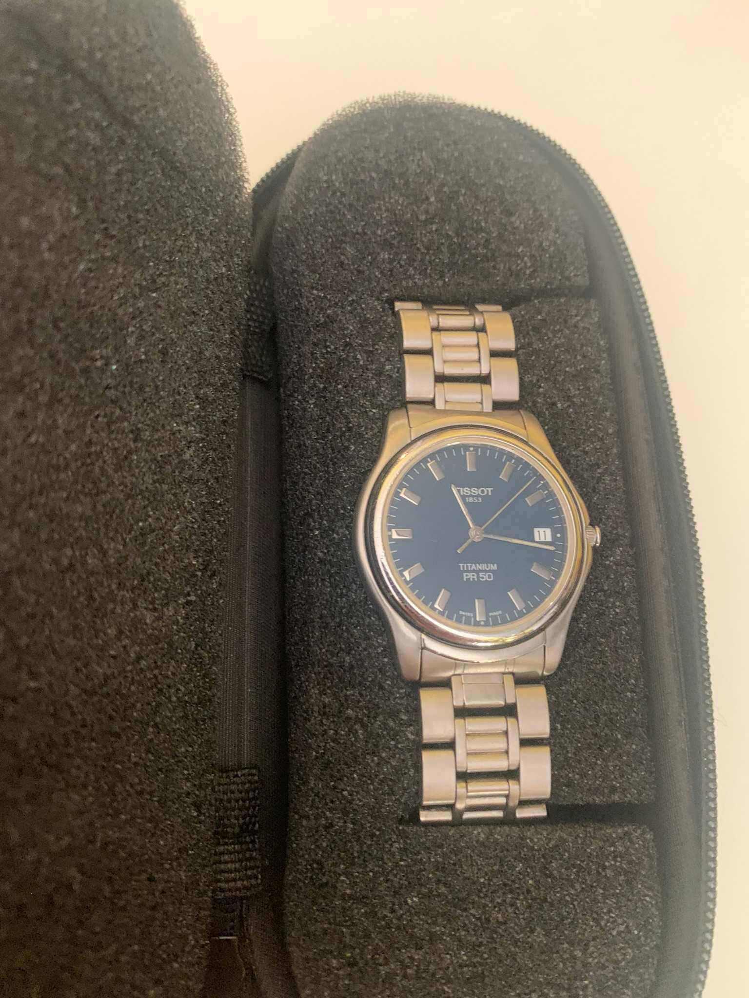 Продавам часовник Tissot