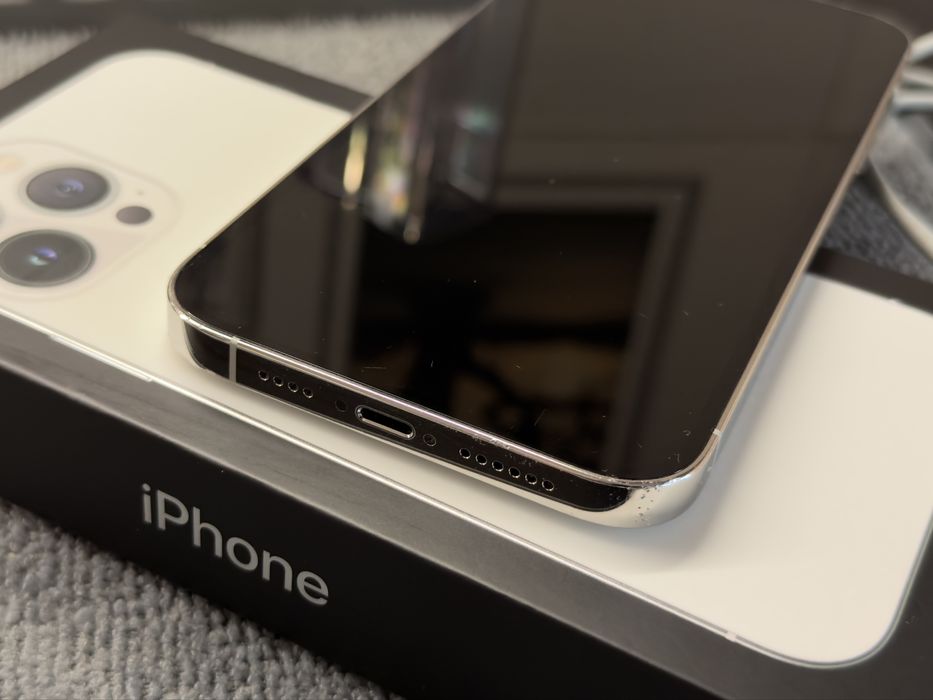 Iphone 13 Pro Max 1TB Silver/ Neverlocked/ Perfect functional