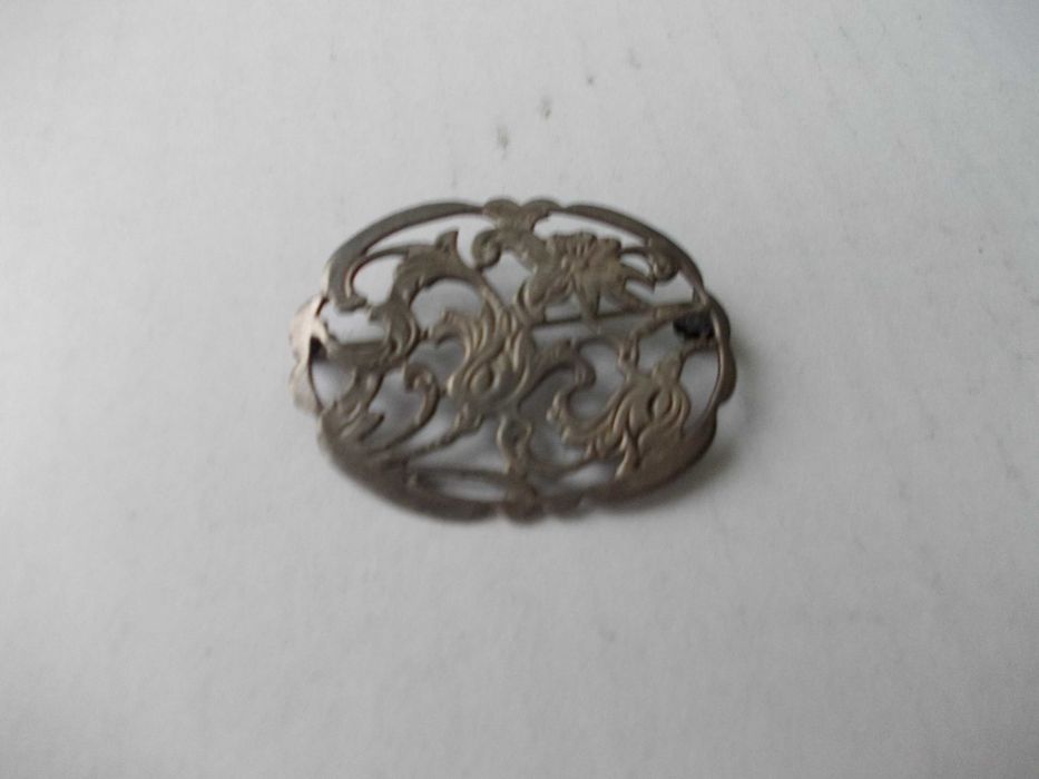 Brosa veche din argint 5