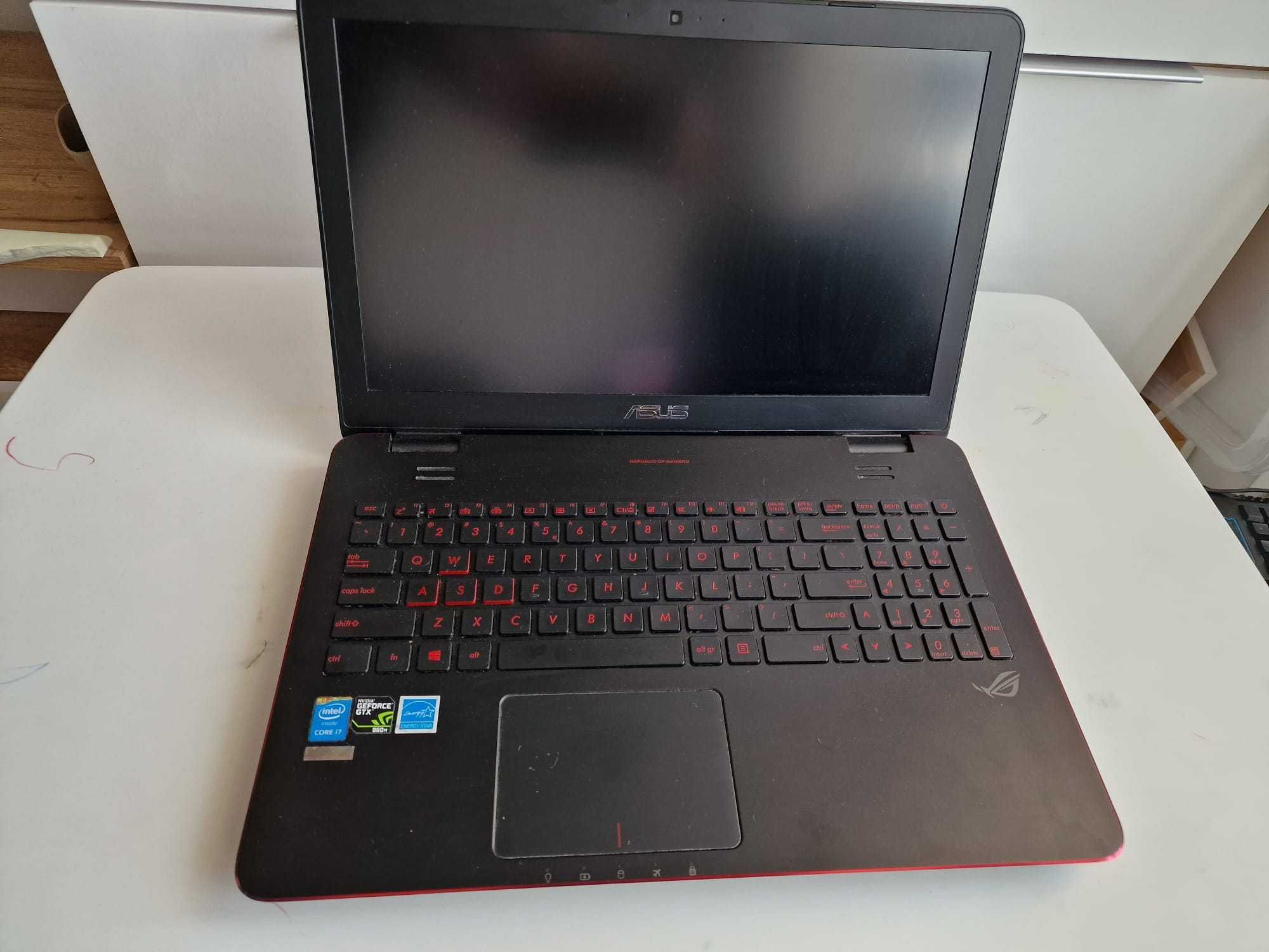 Laptop Gaming ASUS ROG, I7, 16GB, GeForce GTX 960M 4GB