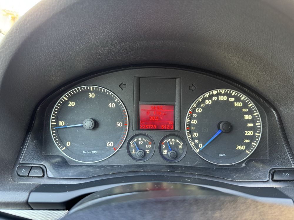VW golf 1.9 tdi 105