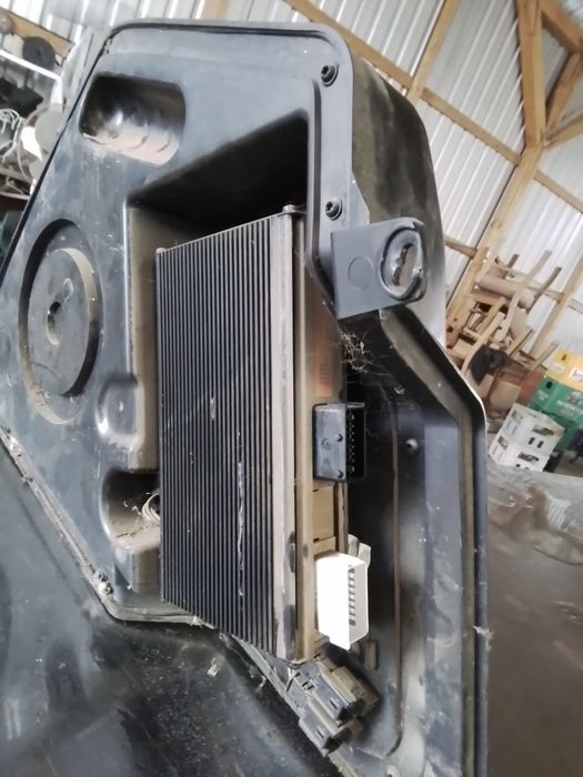 Subwoofer jbl, original peugeot 206 SW