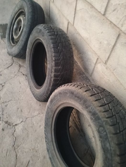 Продам шины ,размер 13