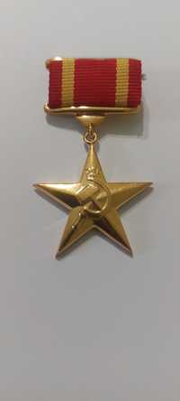 Medalia "Secera si Ciocanul", RSR din argint marcat - "Erou al Muncii