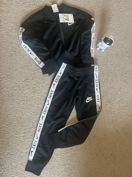 Нов спиртен екип Nike 122-128см