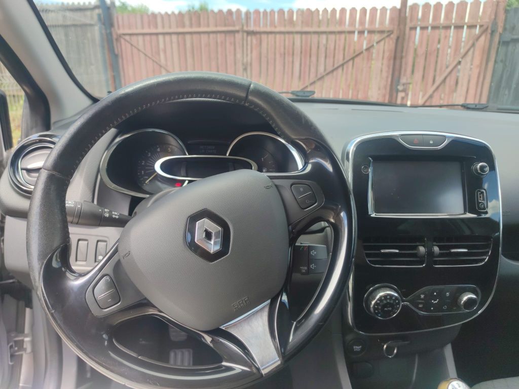 Renault Clio 1.5 dci Energy Intens Navi Clima 225.000 km recent adusa