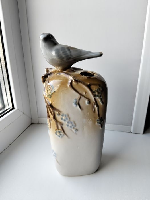 Ваза птичка статуэтка