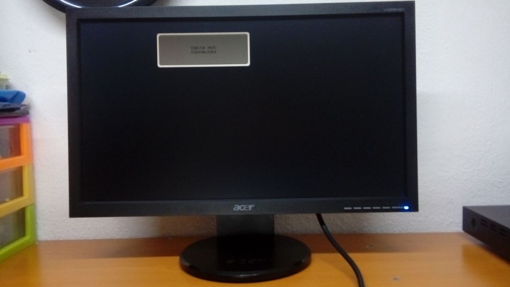 Монитор ACER V193HQV (19 диагональ)
