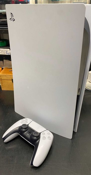 Hope Amanet P3 Playstation 5 Digital / 825 gb