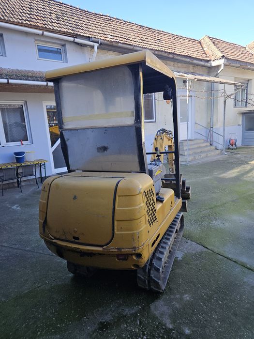 Miniexcavator , an fabricatie 2000, 4262 ore functionare