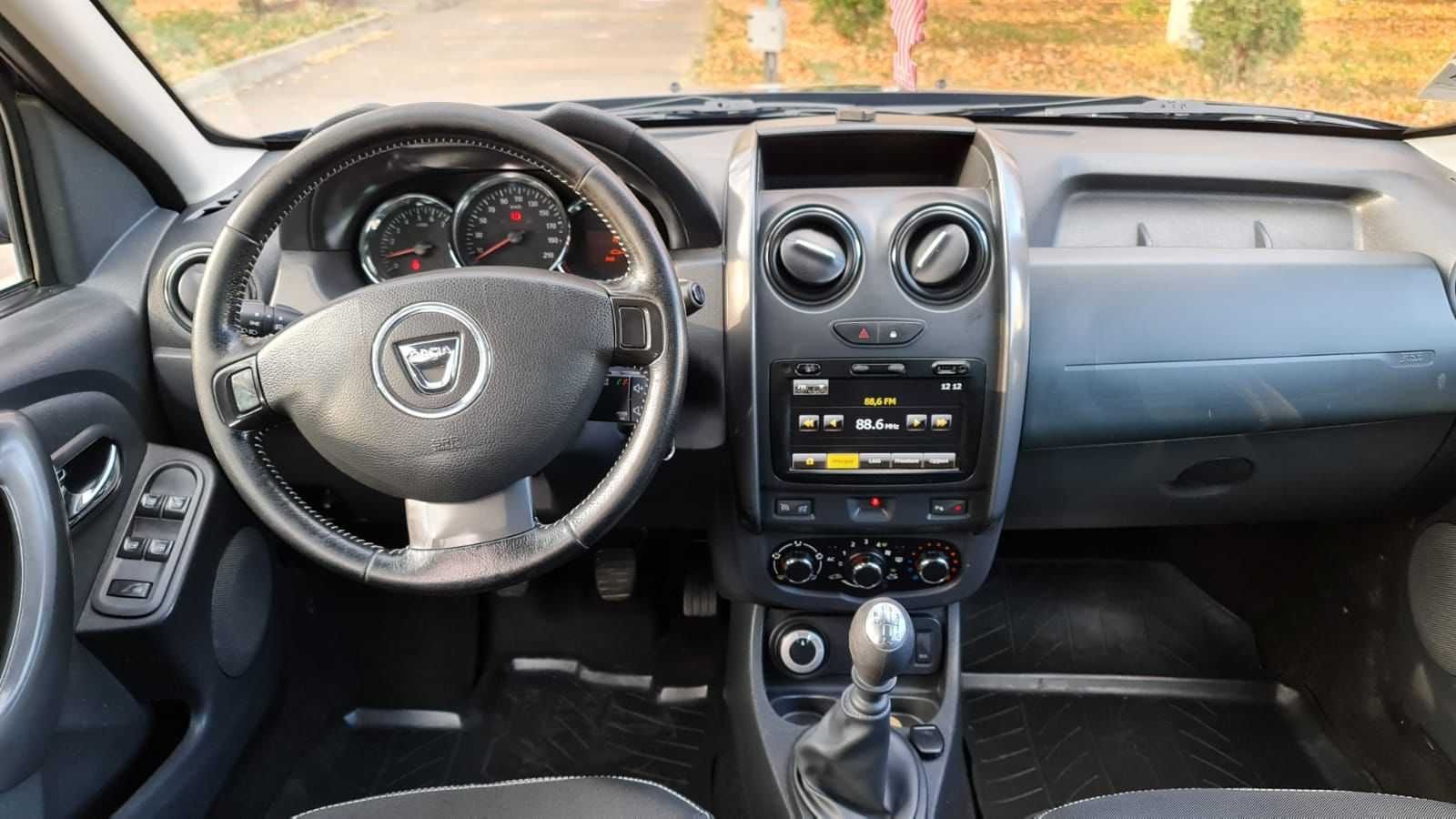 Dacia duster 1,5 diesel-4×4-klima-Navi-E5