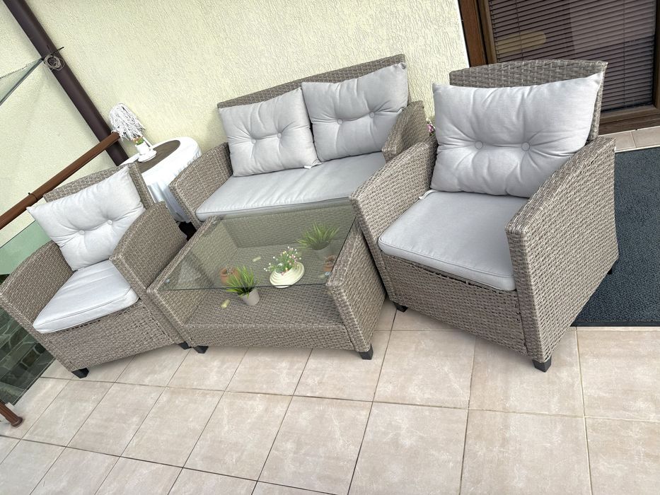 Възглавници за ратаноеа мебел