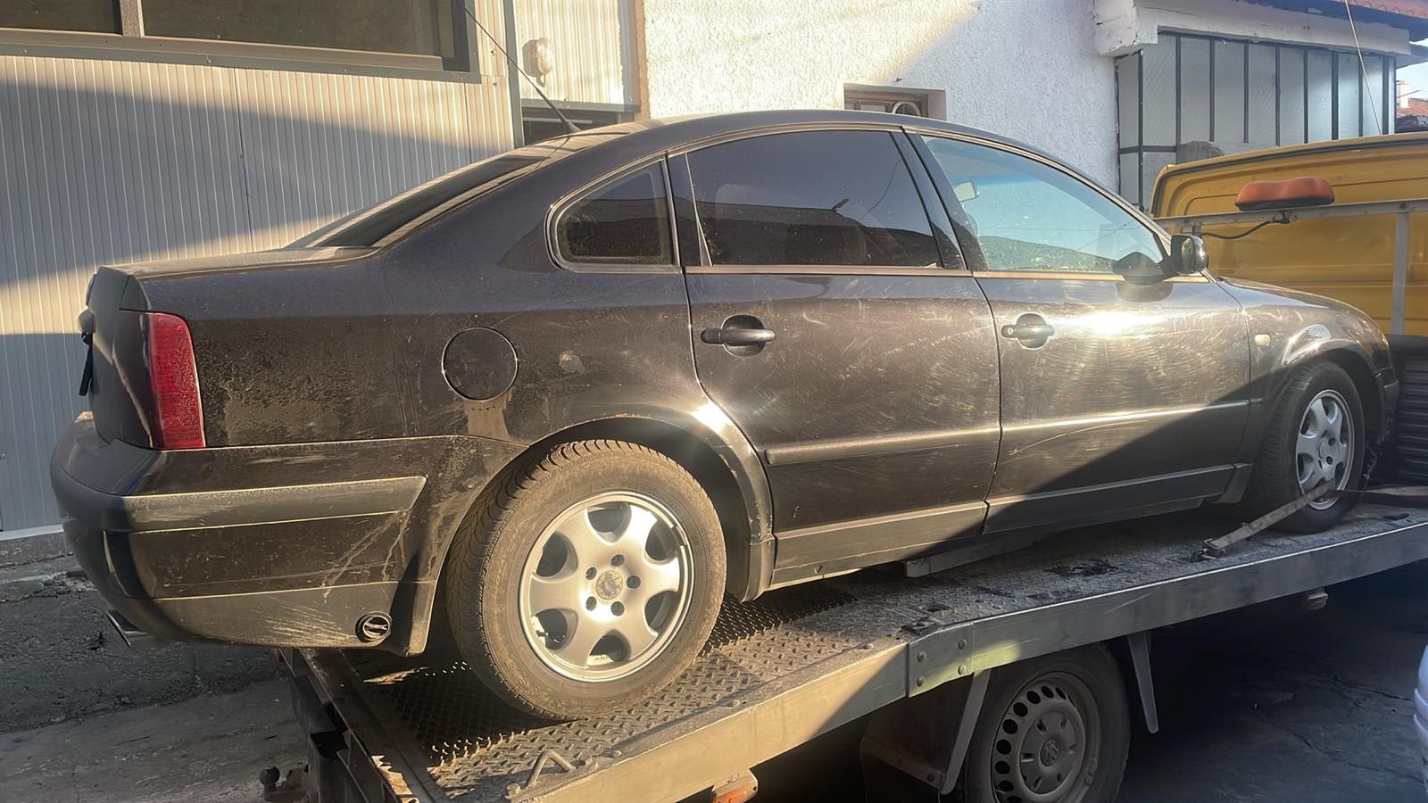 Фолксваген Пасат 4 бензин 2.3 150 к.с 1998 г 4x4