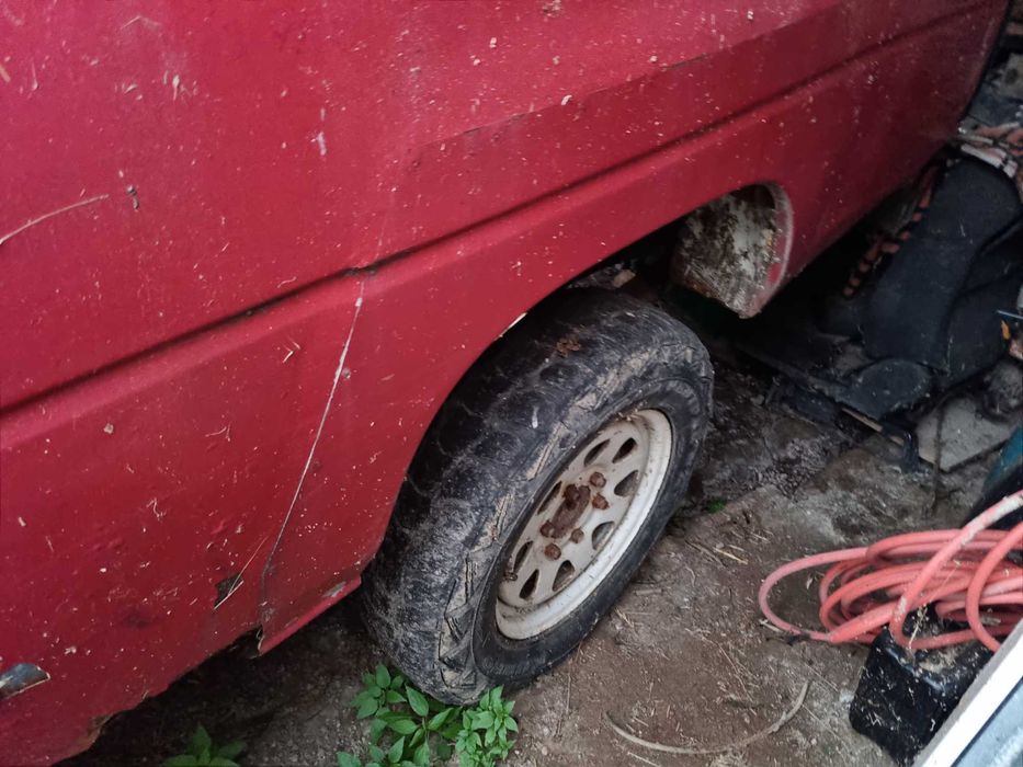Nissan  MD21 an 98