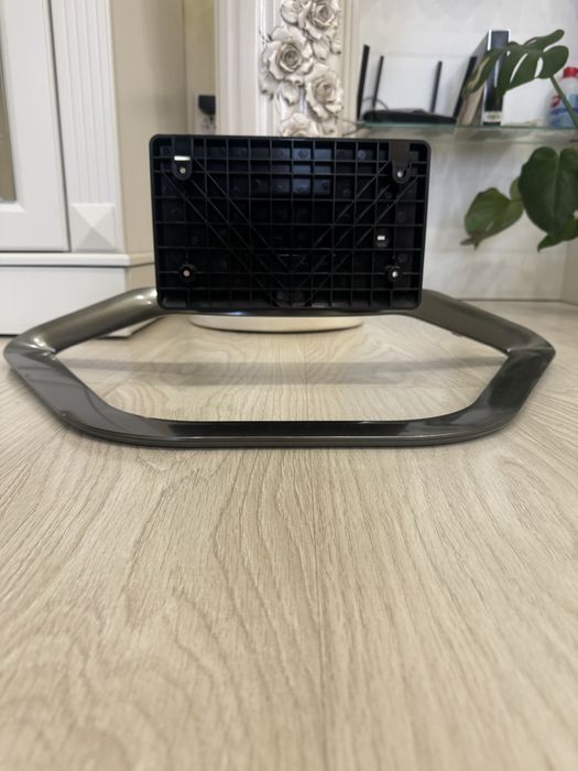 Продается подставка под тв