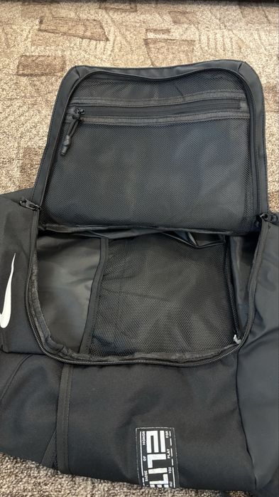 Nike elite bag