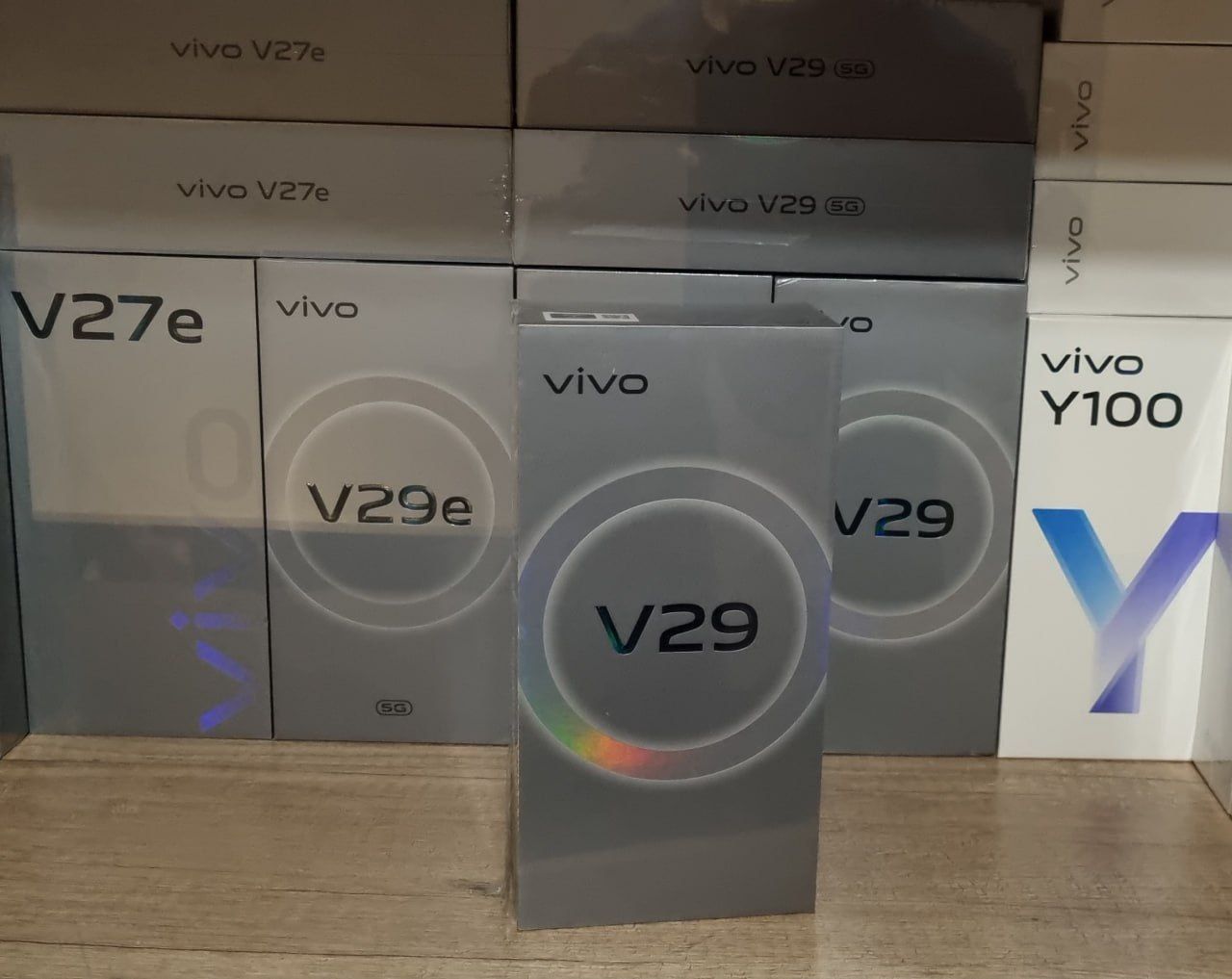 VIVO V29 12/256 5G super narx!!!