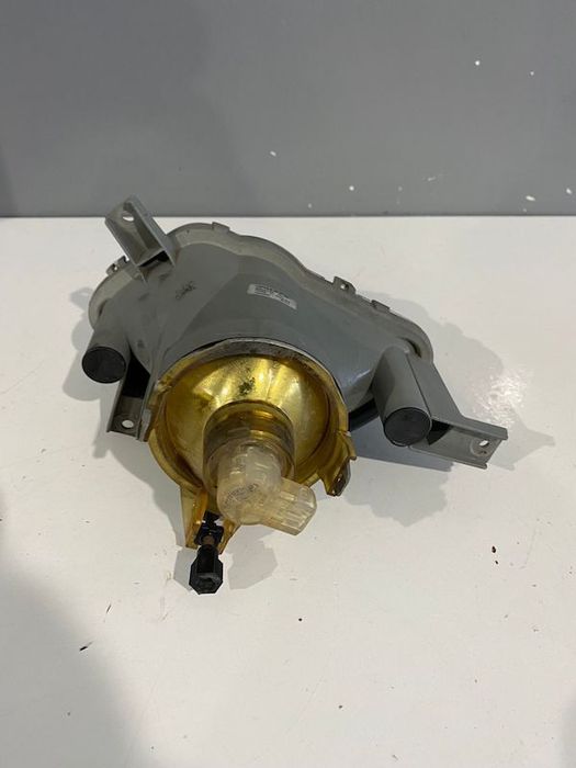 Proiector lampa ceata dreapta fata VOLVO V70 2004-2007 8693348