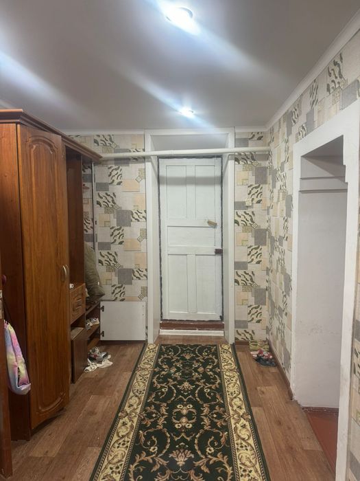 Продам дом в районе кирпичный.