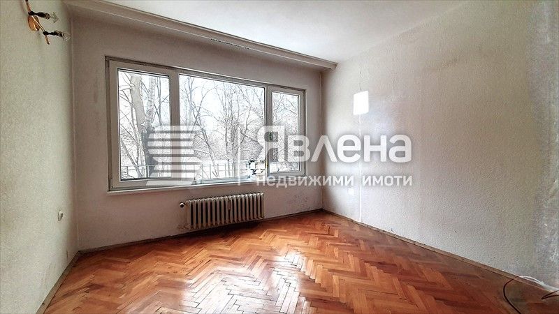 Тристаен апартамент