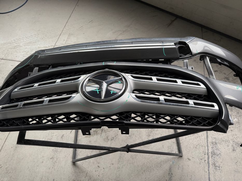 Предна и задна брони Мерцедес GLS Х167