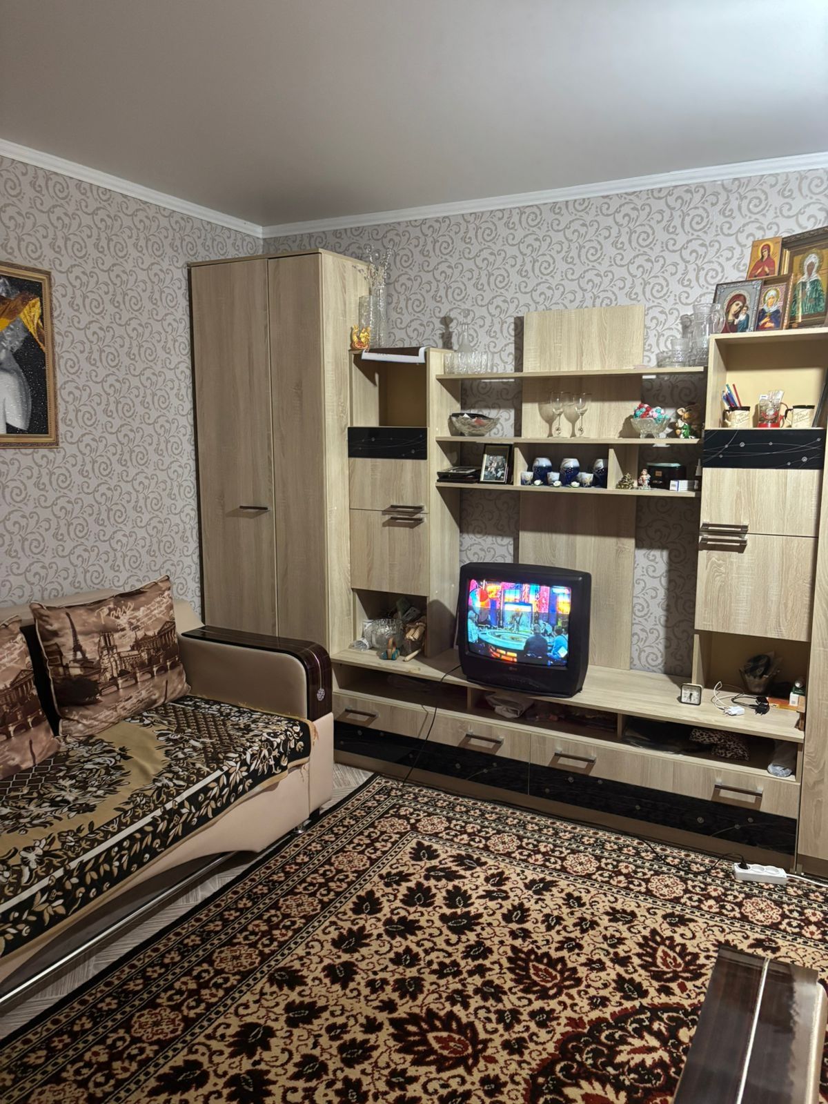 Продам 1к кв р-н Черёмушки