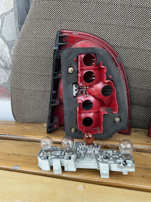 Оригинални стопове за пасат 5.5 седан оборудвани цената е за 1- брой