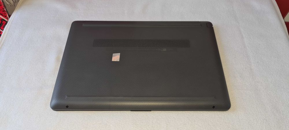 HP ultra slim i3 a-12-a cu 8 gb ram