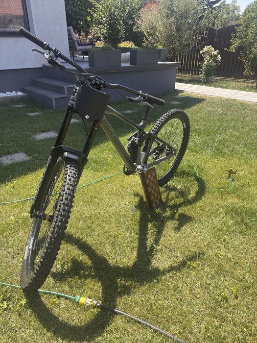 [URGENT]  Bicicleta DH MTB Mondraker Summum 2024