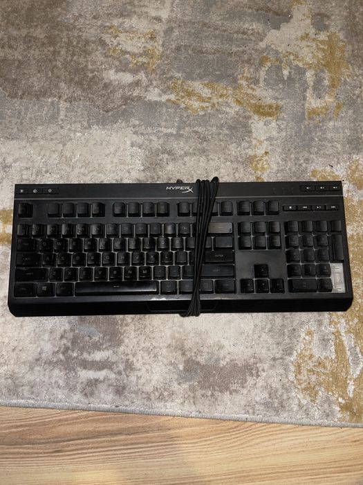 Tastatura HyperX core rgb