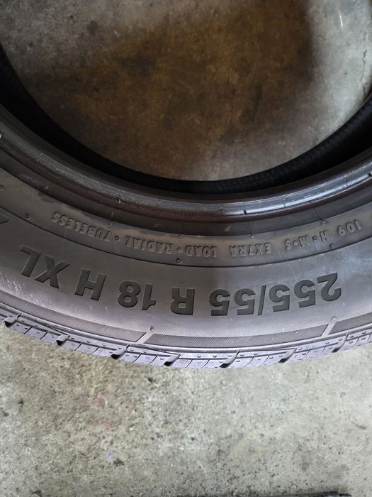 4 anvelope 255 55 R 18 Continental All Season M + S