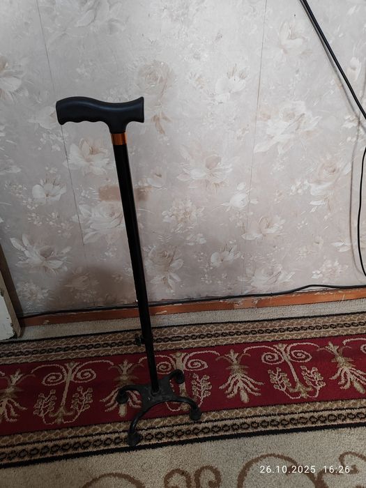 Продам костыль  хасса