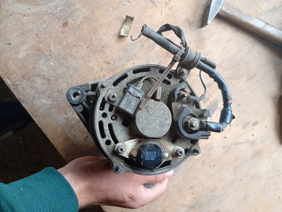 Части audi 80 B3