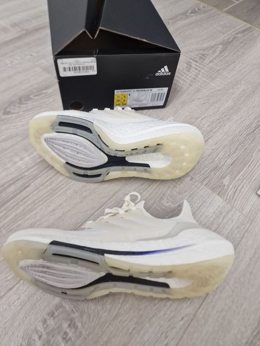 Adidasi Ultaboost