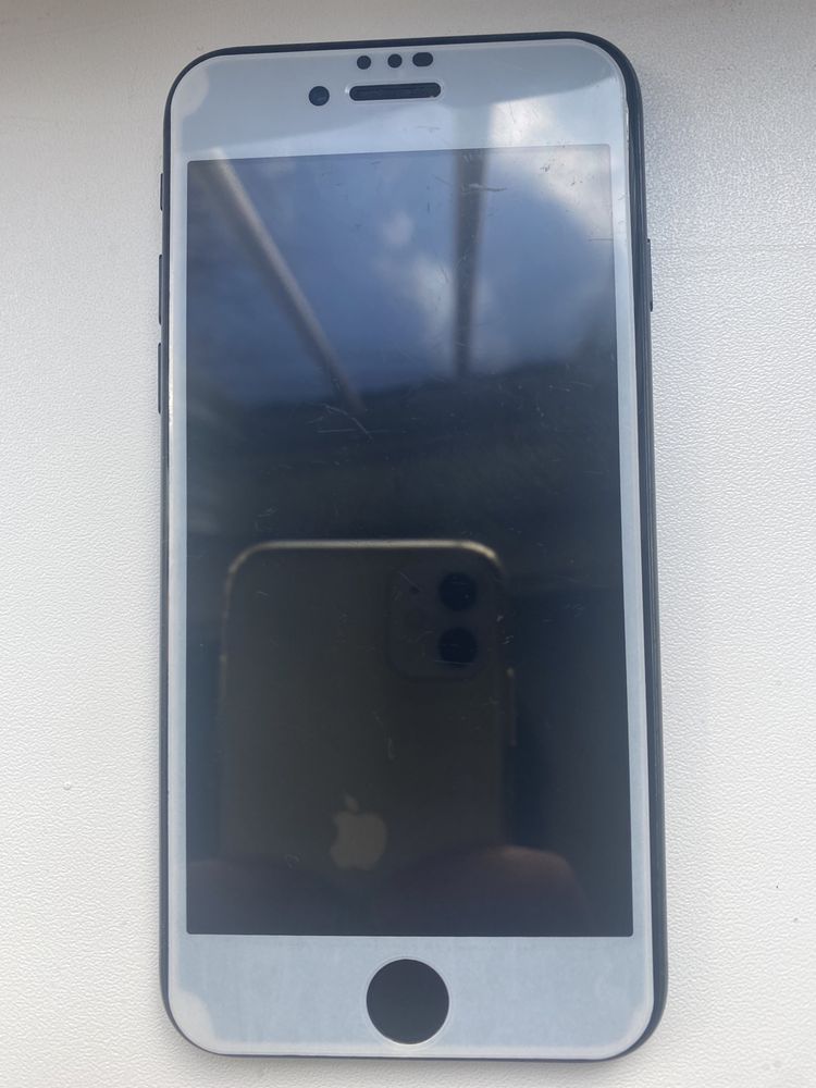 IPhone 7, 32 GB в идеално състояние