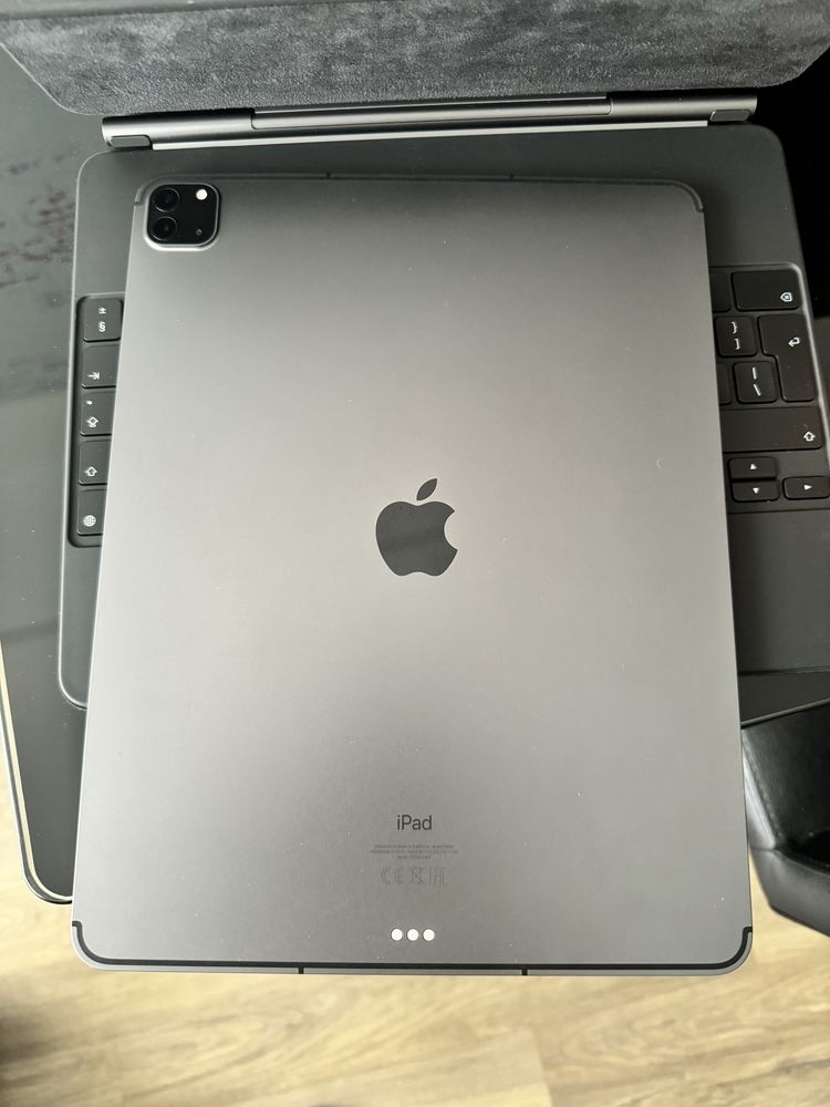 Ipad pro 12.9 5th generatio 128Gb