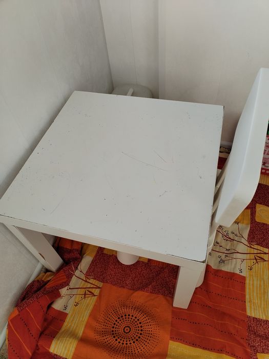 Продам  детский стол со стульчиком