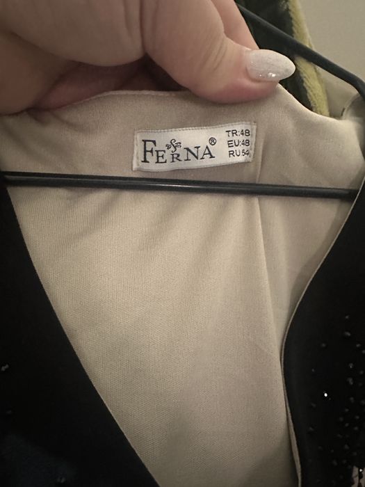 Платье нарядное красивое