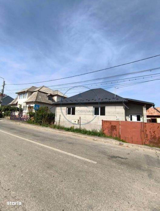 Casa de vanzare semifinisata Bistrita,zona subcetate