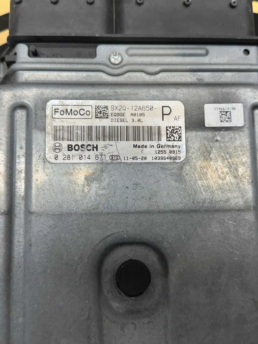 Блок ECU / Управляващ блок на двигателя Range Rover /Jaguar