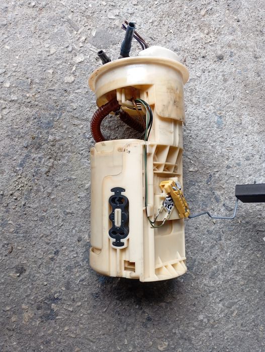 Бензинова помпа Audi A3 8l 1.8 125