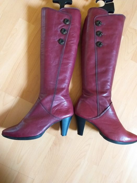 Дамски ботуши N 37