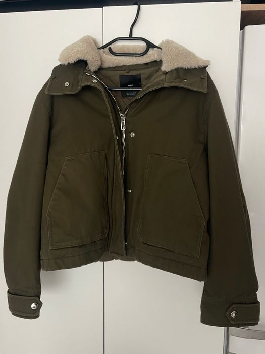 Преходно яке Mango