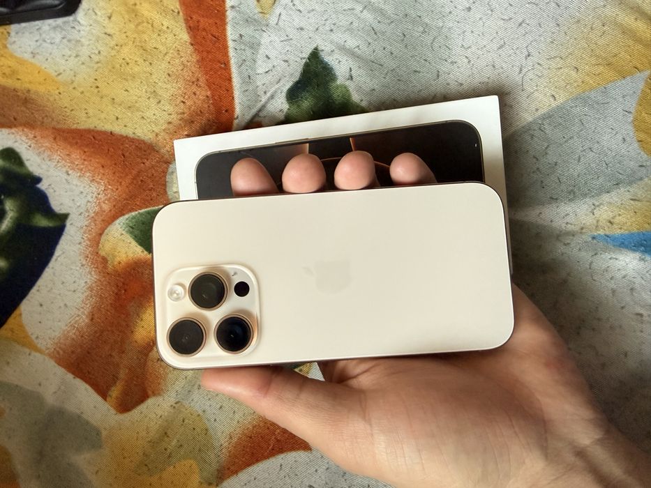 I phone 16 pro  with warranty