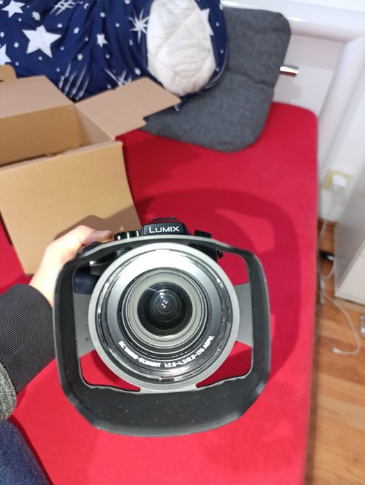 Lumix Fz2000..este nou...