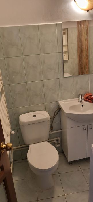 Inchiriez garsoniera