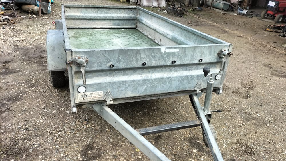 Vind remorca robusta