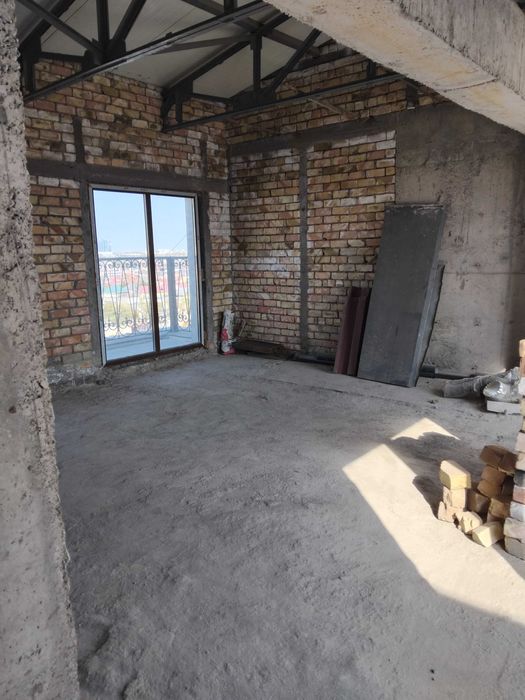 Продаётся две 2х уровневые квартиры в новостройке 
на  Паркенском.